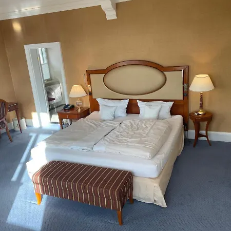 Hotel Schloss Neutrauchburg