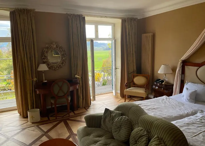 Отель Schloss Neutrauchburg Исни (Альгой)